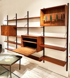 F 359 SC large teak wall unit by Poul Cadovius 