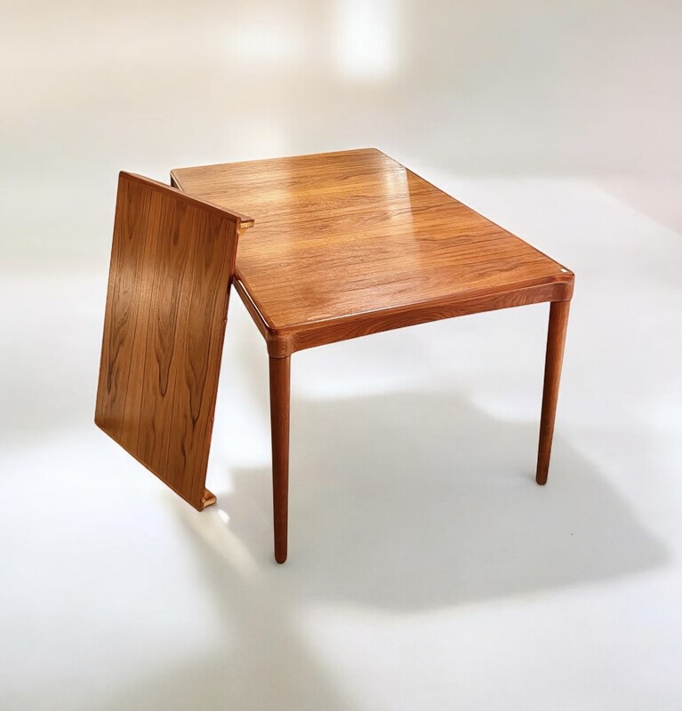 F 362 SC extendable teak dining table by Bramin, 1960’s