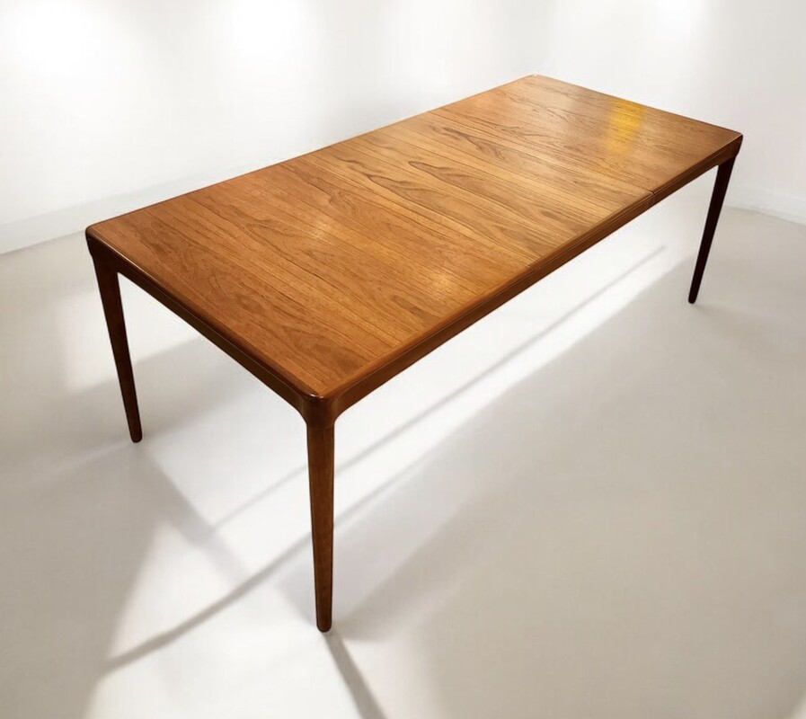 F 362 SC extendable teak dining table by Bramin, 1960’s