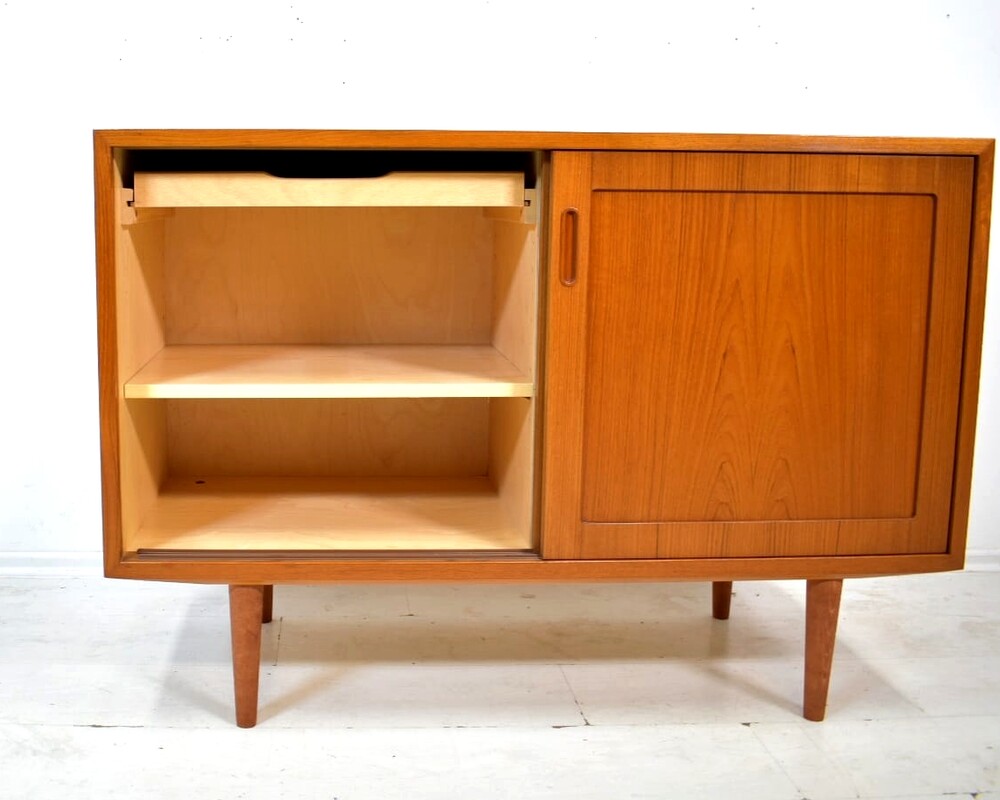 F 376 JC JC Teak sideboard by Poul Hundevad, Denmark 1960s