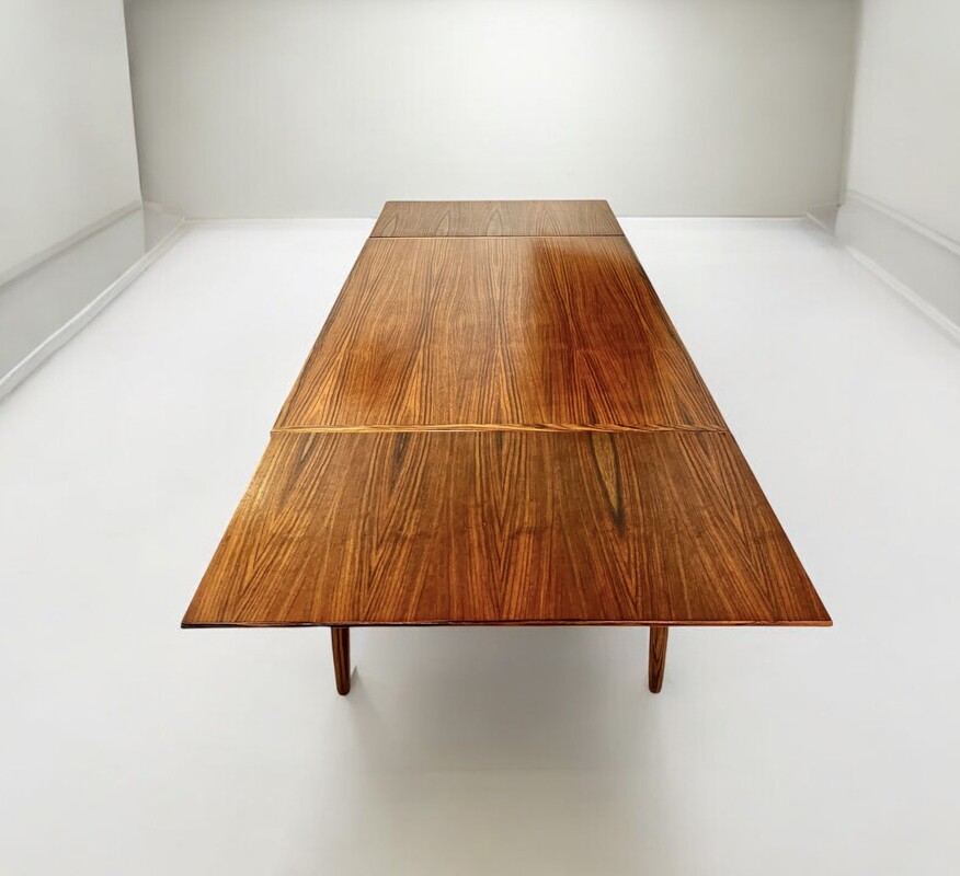 F 713 JD/RC extendable rosewood dining table, 1960’s