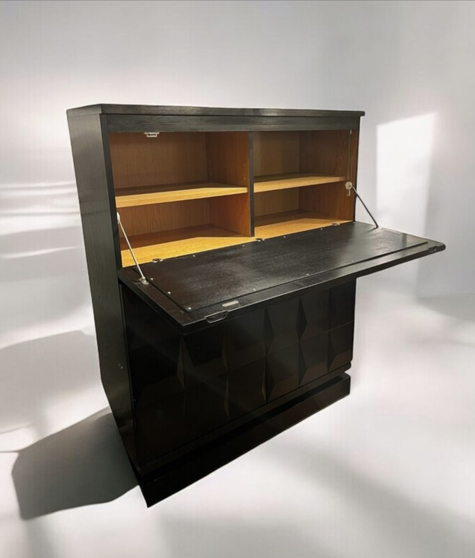 F 853 AS Brutalist ebonized wood  bar by De Coene Frères, ça 1970