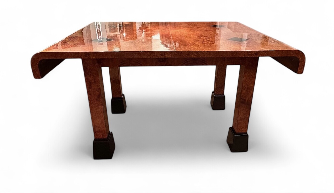 F 855 AS Art Deco Dining table  amboyna burl, buffer polished, ca 1920