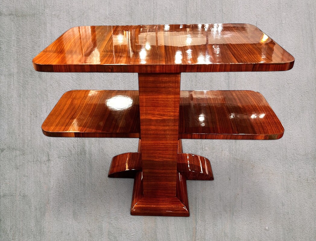 F 860 AS Modernist coffee table in walnut, Art Deco period, buffer polished