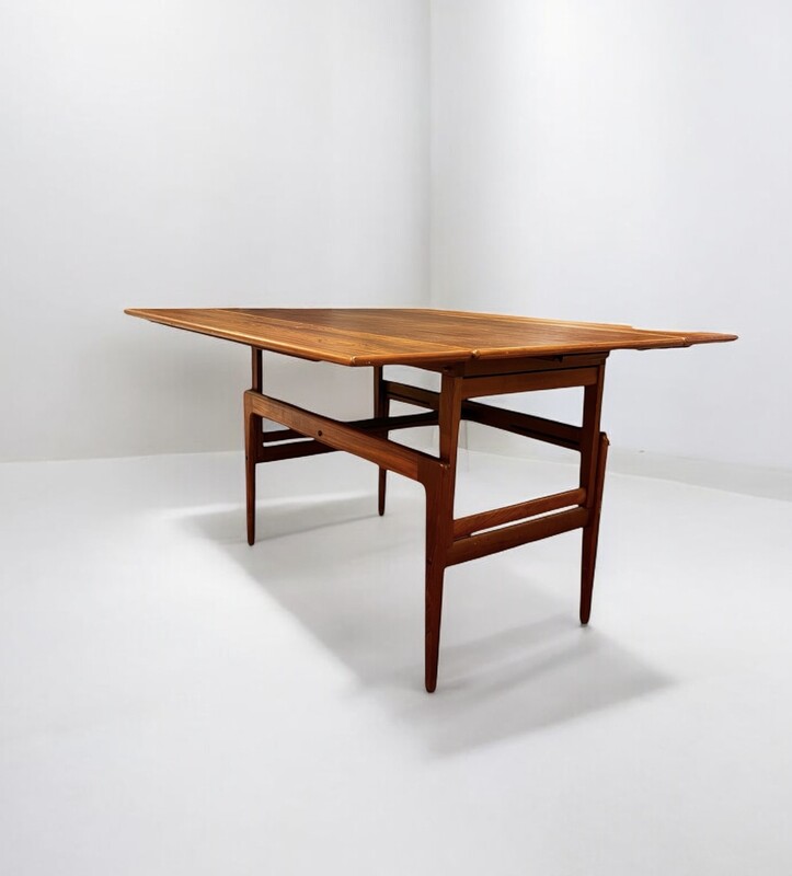 F 861 AG Height adjustable teak coffee table - dining table, model « elevator » by Kai Kristansen 