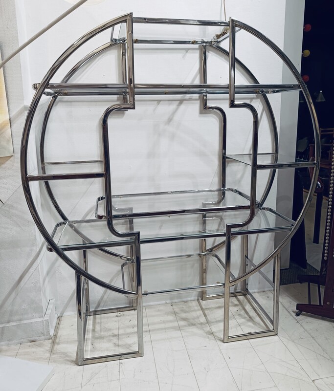 F 862 YO circular  chrome and glass shelve, 1970’s