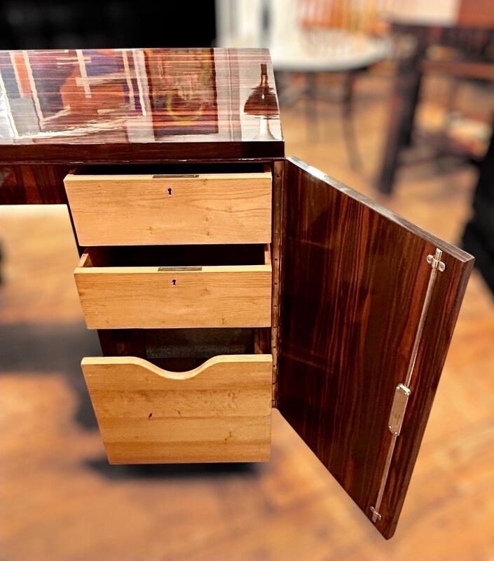 F 880 AS Double sided desk in exotic wood ca 1925, buffer polished