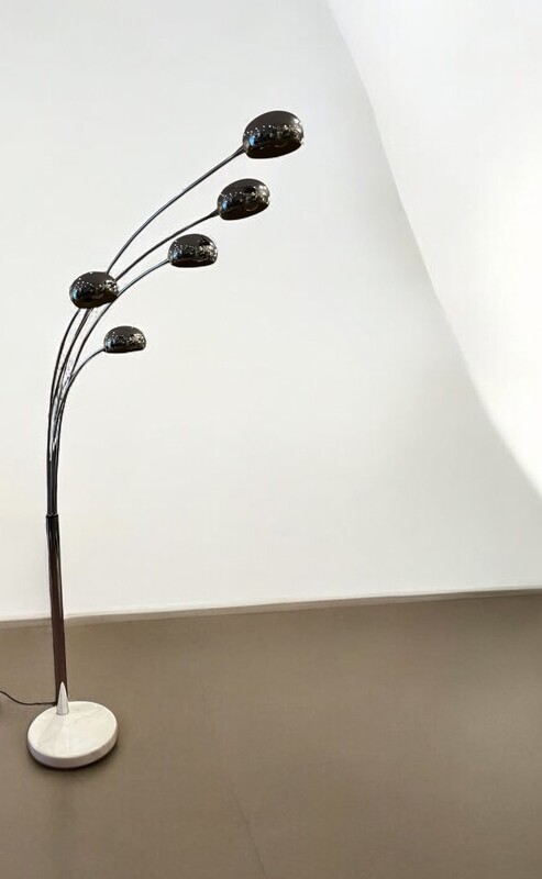 L 355 YO chrome and marble space age floor lamp 