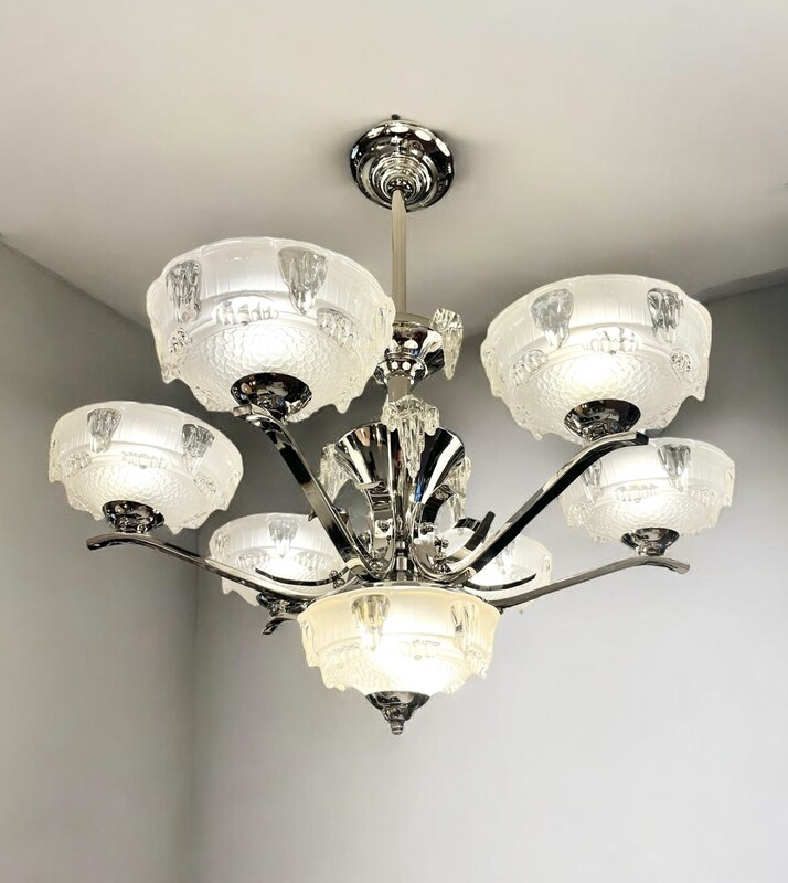 L 404 AG art deco chandelier by Ezan, circa 1930