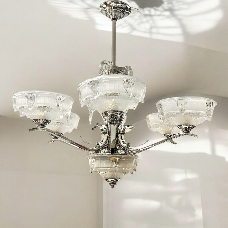 L 404 AG art deco chandelier by Ezan, circa 1930