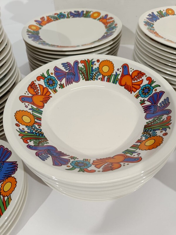 M 155 YO large set of Villeroy & Boch tableware, model Acapulco, 113 pieces 