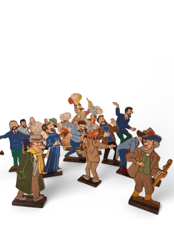 M 289 APO set of 44 collectibles figurines Tintin, painted wood 