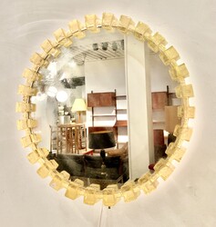 M 787 JFC round lucite mirror