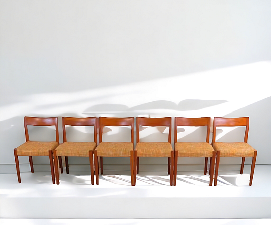 S 217 JC Set of 6 teak chairs by Nils Jonsson for Troeds, Denmark 1960s