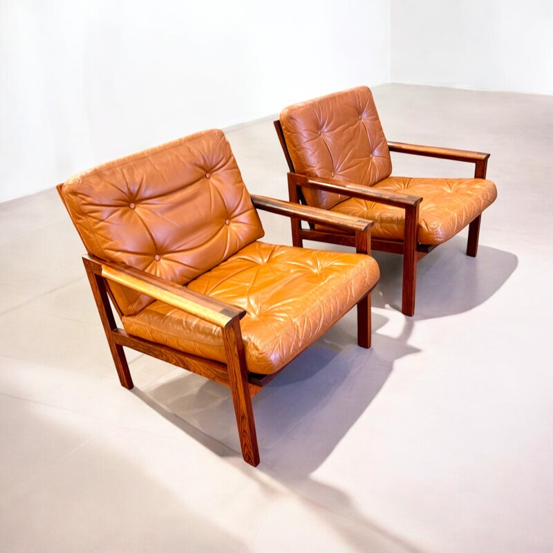 S 226 AG pair of « Capella «  by Illum Wikkelso leather and rosewood