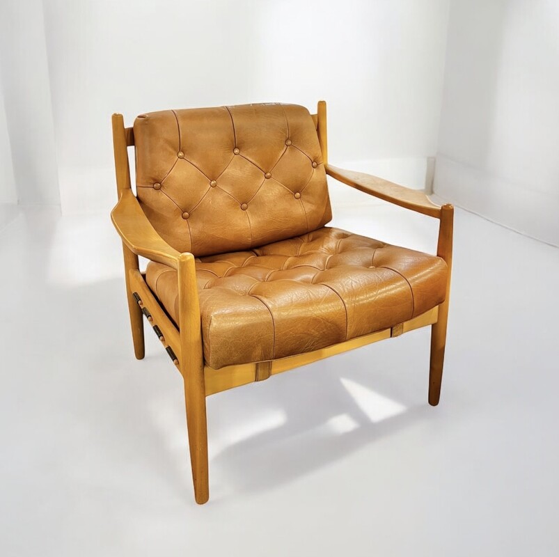 S 226 AG pair of  INGMAR THILLMARK armchairs, teak, leather, “Läckö”, OPE furniture, 1960s.