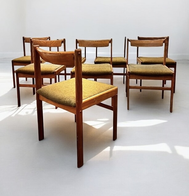 S 230 AG set of 8 Bramin chairs design by H.W Klein, teak and wooll, Denmark 