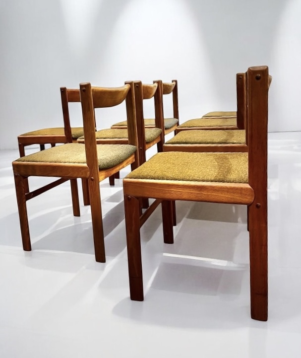 S 230 AG set of 8 Bramin chairs design by H.W Klein, teak and wooll, Denmark 