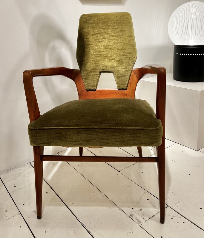 S 236 OB Italian wood and green velvet armchair 