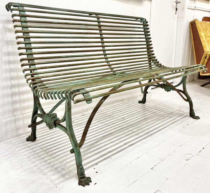 S 242 RD late 19th century wrought iron garden bench by « Grassin / Usine Saint-Sauveur Arras » 