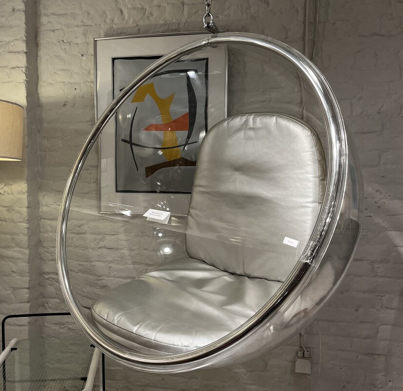 S 256 JB bubble chair design Eero Arnio