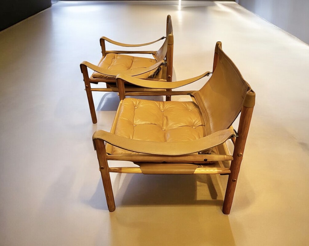 S 262 APO pair of Sirocco chairs by Arne Norel 