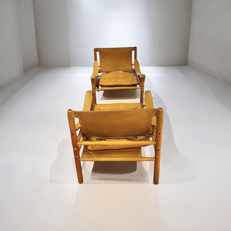 S 262 APO pair of Sirocco chairs by Arne Norel 