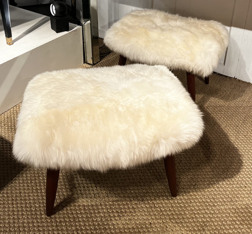 S 279 YD pair of fluffy stools 