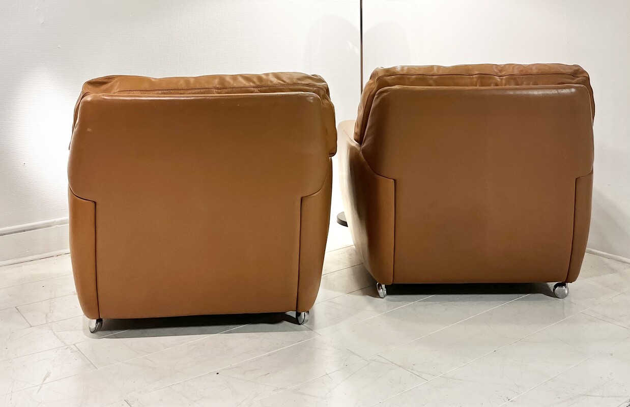 S 296 JD/RC pair of cognac leather armchairs, 1970’s