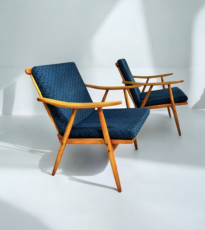 S 300 TH pair of blue « boomerang » armchairs, 1960’s