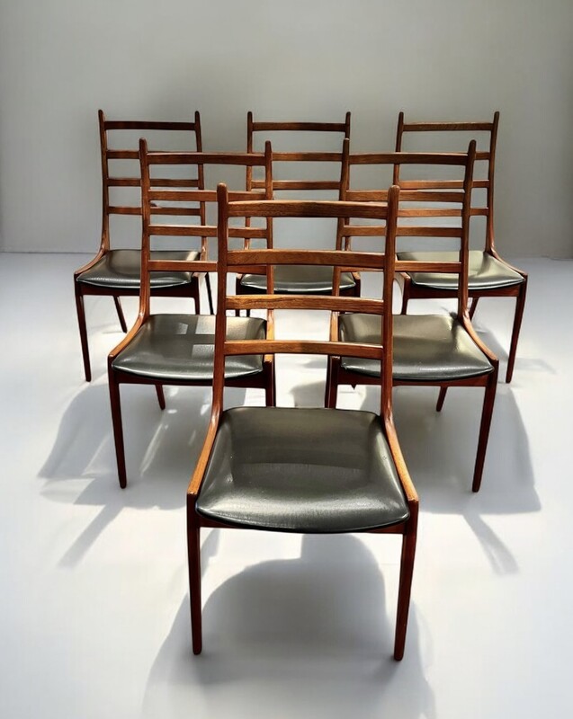 S 302 APO set of 6 vintage chairs, teak and moleskine, Denmark 