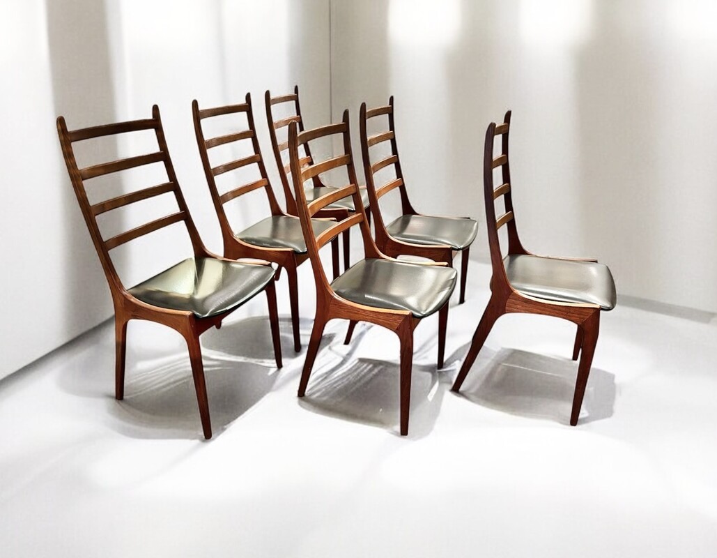 S 302 APO set of 6 vintage chairs, teak and moleskine, Denmark 