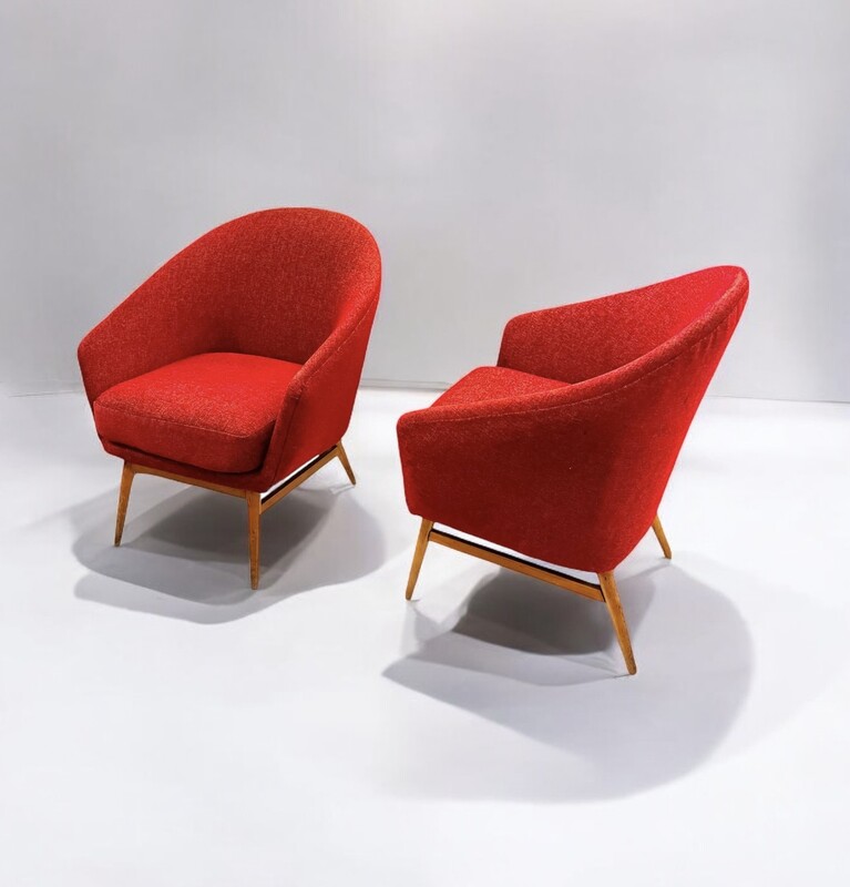 S 325 JD/RC pair of red club chairs, 1950’s