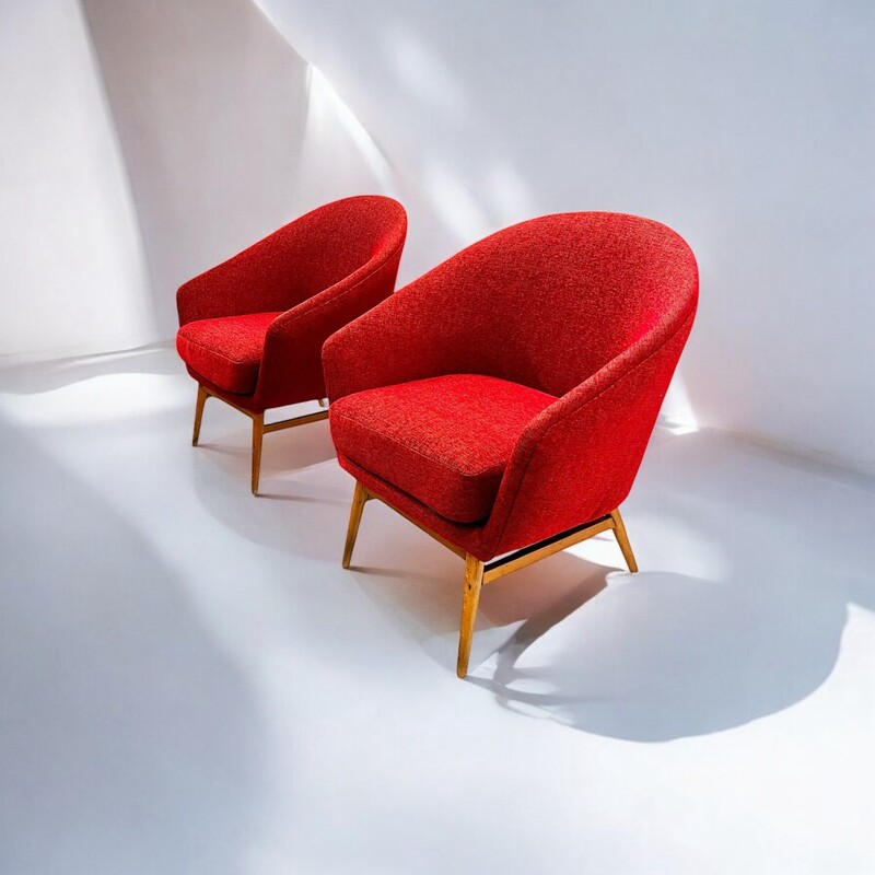 S 325 JD/RC pair of red club chairs, 1950’s