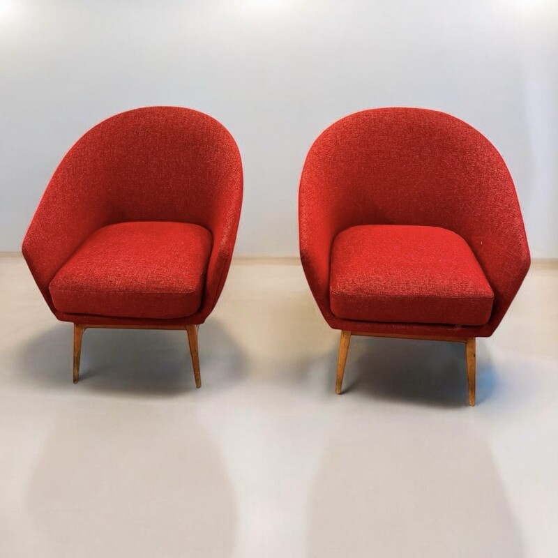 S 325 JD/RC pair of red club chairs, 1950’s